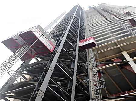 高層鋼結構的電梯間