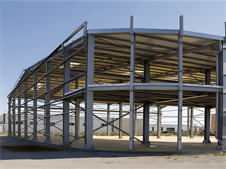 鋼結(jié)構(gòu)廠房體系的要點