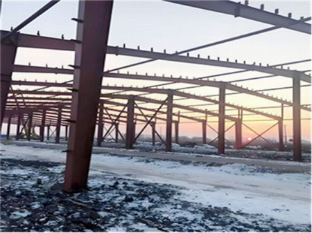 設(shè)計(jì)鋼結(jié)構(gòu)廠房的柱間支撐